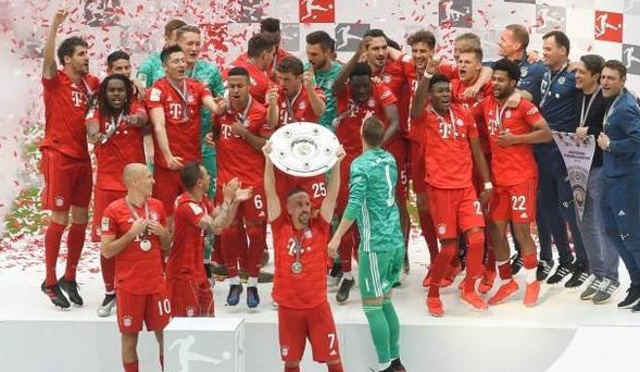 图片报：拜仁本赛季夺冠不进行啤酒浴庆祝