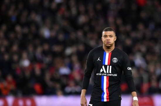 巴黎高薪欲续约姆巴佩，三强挖角恐难如愿