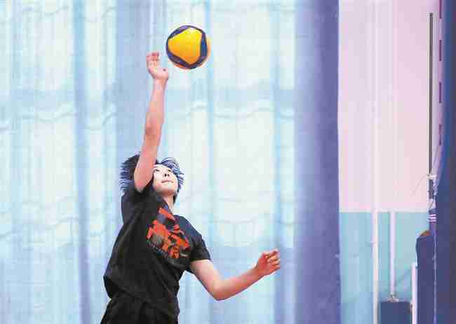 于鋆炜王艺竹陈博雅各有特点 三边攻手唱好一台戏