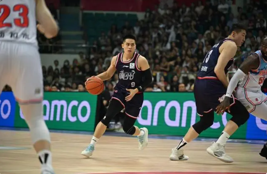 CBA-1/4决赛G1：新疆108-91战胜广州，吴冠希23分14板