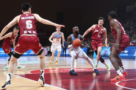 CBA-新疆客场108-95战胜浙江，时隔5年重返总决赛