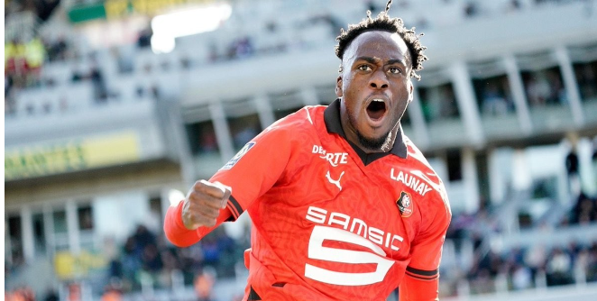 斯图加特转会新动向：卡利穆恩多成昂达夫备选，询价但未报价