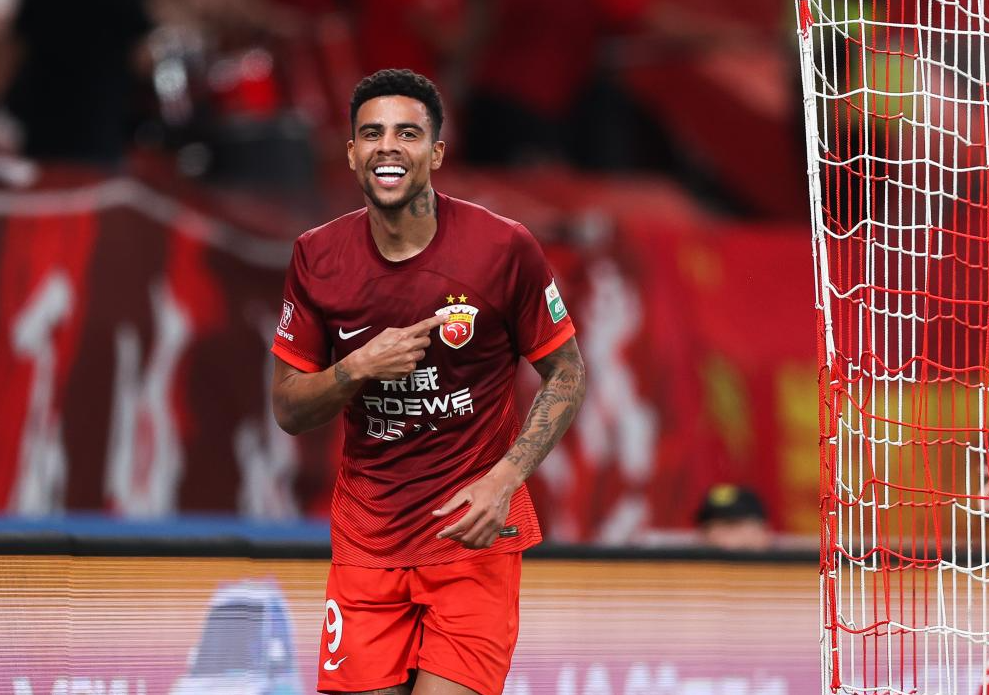 中超-古斯塔沃戴帽武磊传射 海港5-0海牛取13连胜