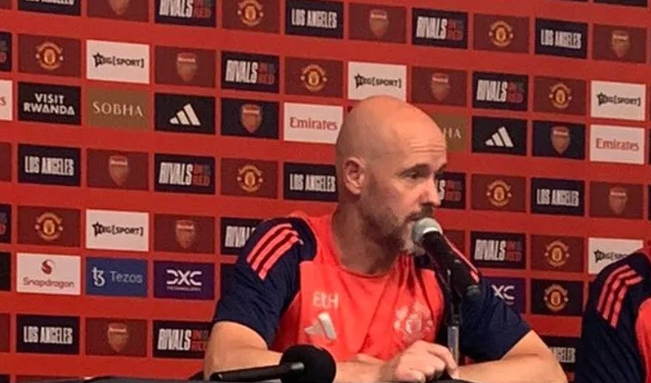 滕哈格展望曼联新赛季：强化阵容深度，全力冲刺新赛季