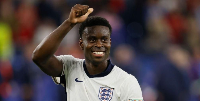 纽卡斯尔联积极求购水晶宫后卫格伊，转会谈判已启动