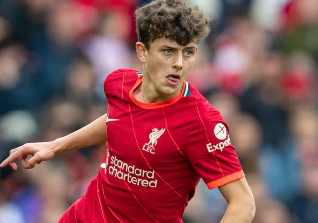 凯尔特人重燃对利物浦后卫贝克兴趣，转会谈判或迎转机