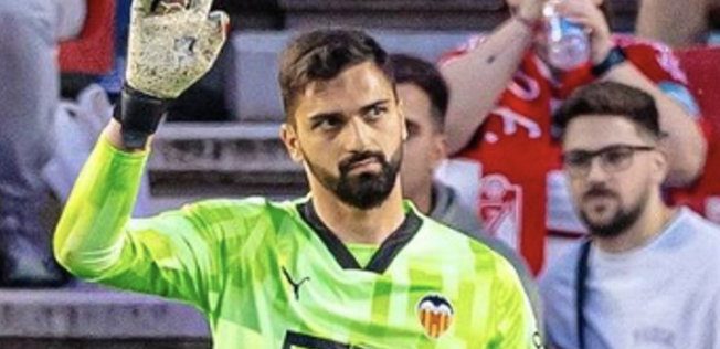 利物浦盯上瓦伦西亚新星门将，马马尔达什维利或成新宠