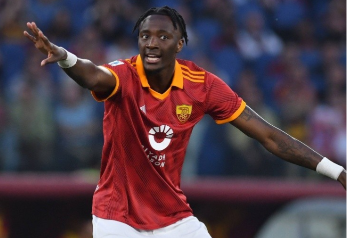 伯恩茅斯与罗马未就亚伯拉罕转会接触，传闻不实