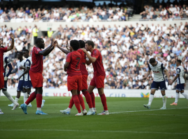 友谊赛-热刺2-3拜仁，库卢双响、穆勒、格纳布里、于帕梅卡诺建功