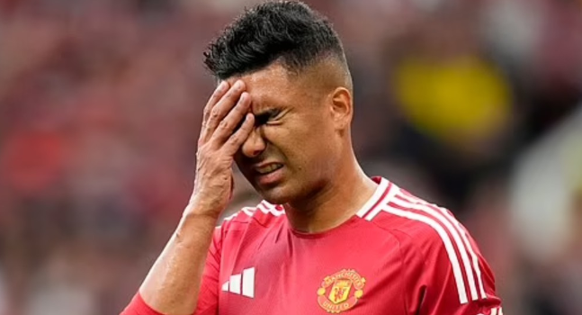 曼联尝试出售卡塞米罗受阻，高额工资成难题