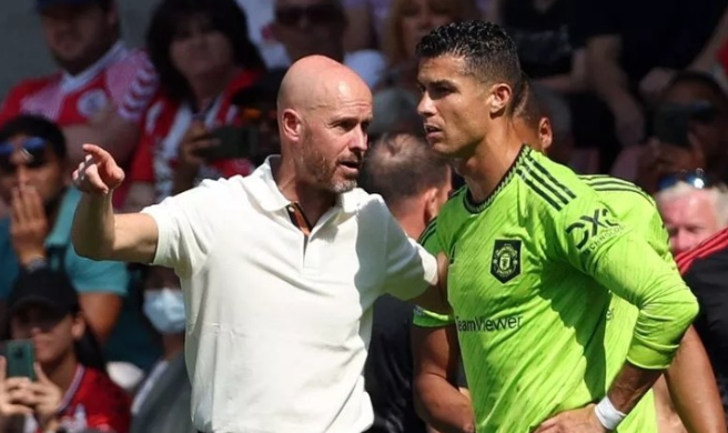 皮尔斯-摩根猛烈抨击曼联主帅滕哈格