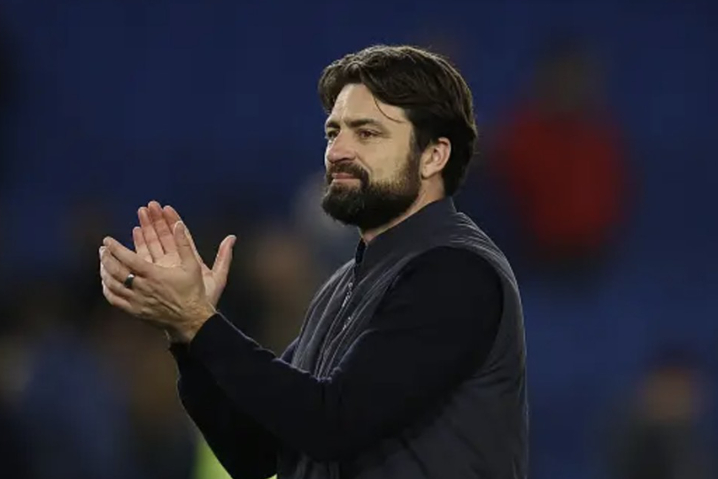 拉塞尔-马丁谈布莱顿1-1南安普顿：对争议判罚感到沮丧，为球员自豪