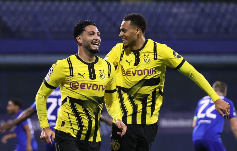 多特蒙德欧冠3球完胜萨格勒布迪纳摩