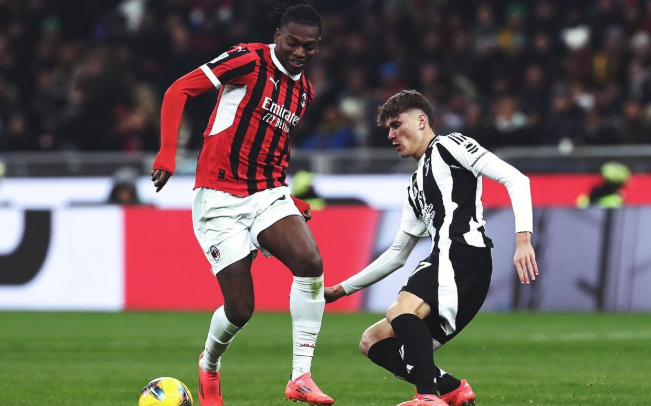 阿森纳非正式接触莱奥，球员专注于本赛季并计划夏窗谈判