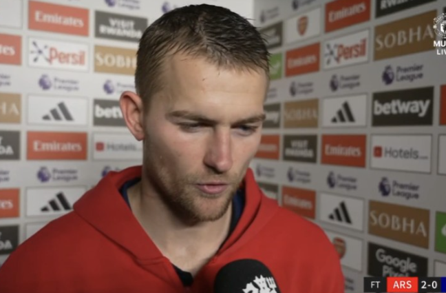 曼联后卫德利赫特：进攻端需提升，对失利感到失望