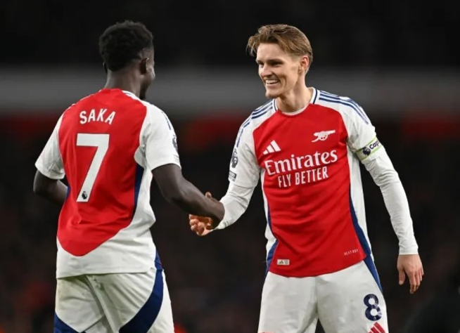 阿尔特塔盛赞萨卡与厄德高化学反应，揭示萨卡位置变化