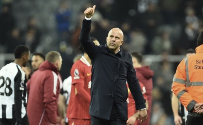 利物浦主帅斯洛特：对3-3战平纽卡感到遗憾，萨拉赫表现出色