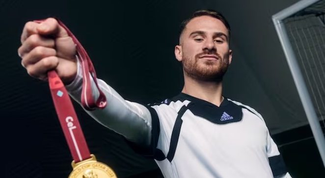 麦卡利斯特专访：利物浦进步显著，期待与梅西共赴2026世界杯