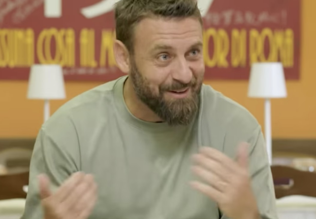 德罗西在播客中谈罗马经历：球迷欣赏努力与忠诚，无意甲冠军亦无憾