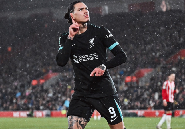 联赛杯-利物浦2-1客胜南安普顿，晋级英联杯四强