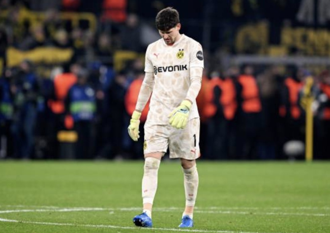 切尔西盯上多特门将科贝尔，欧冠资格成转会关键