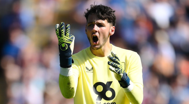 热刺冬窗瞄准伯恩利门将特拉福德，意在解决门将危机