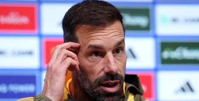 范尼谈莱斯特城对阵曼城：期待挑战，关注对手实力