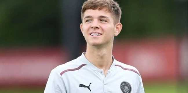 多特与勒沃库森争夺麦卡蒂，冬窗或先租后买