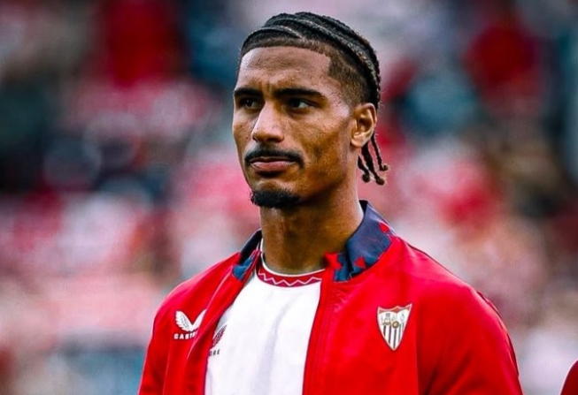 维拉与塞维利亚就巴代转会展开谈判