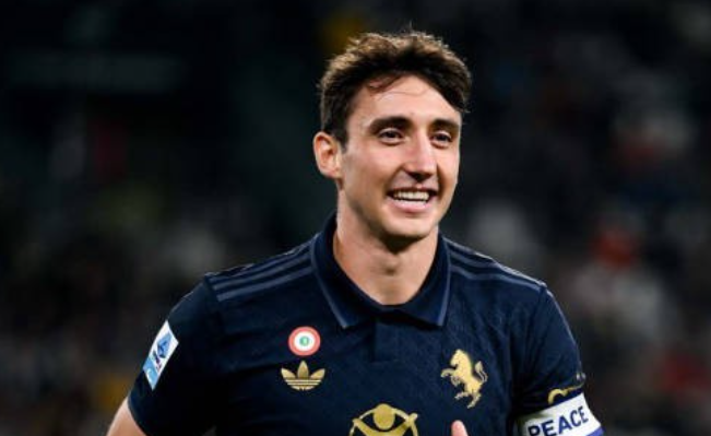 曼城密切关注尤文后卫安德烈亚-坎比亚索