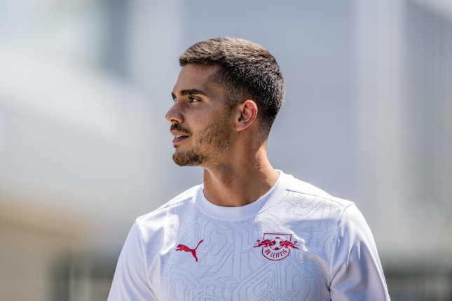 西汉姆联积极求购，安德烈-席尔瓦租借谈判进行中