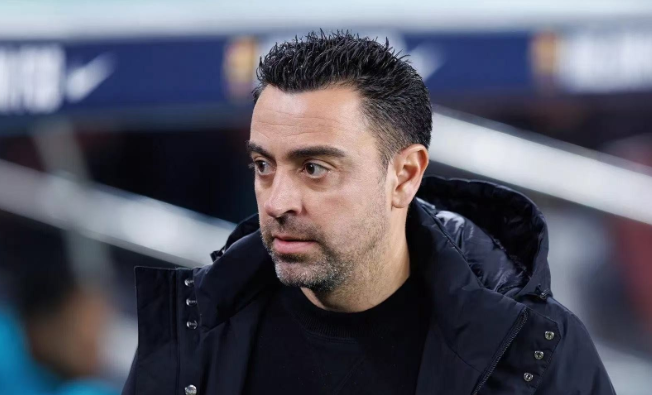 西媒Relevo：曼联持续邀请哈维，但哈维计划下赛季重返教练席