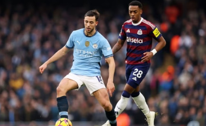 尼科-冈萨雷斯谈曼城适应情况：团结球队，挑战与机遇并存