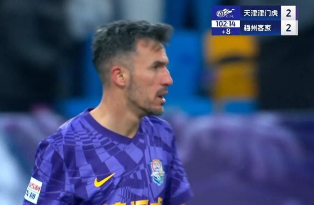 基莱斯谈中超首秀梅开二度：足球相似，联赛有别