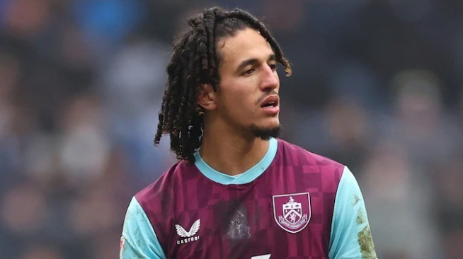 多家俱乐部欲现金买断曼联二次转会分成条款以助其解困