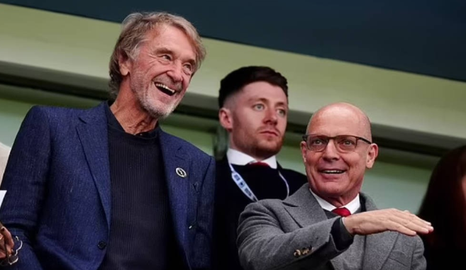 曼联员工对乔什-汤普森角色产生质疑，视其为拉特克利夫“间谍”