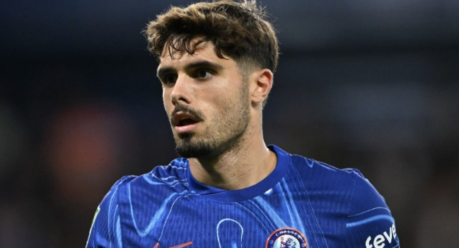 内托享受中锋新角色，切尔西大胜后谈成长与变化