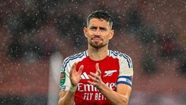 尤文图斯有意若日尼奥，球员面临多重选择