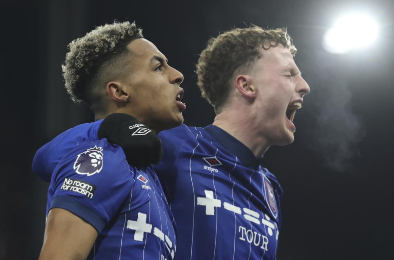 英超-切尔西0-2不敌伊普斯维奇，联赛遭遇两连败