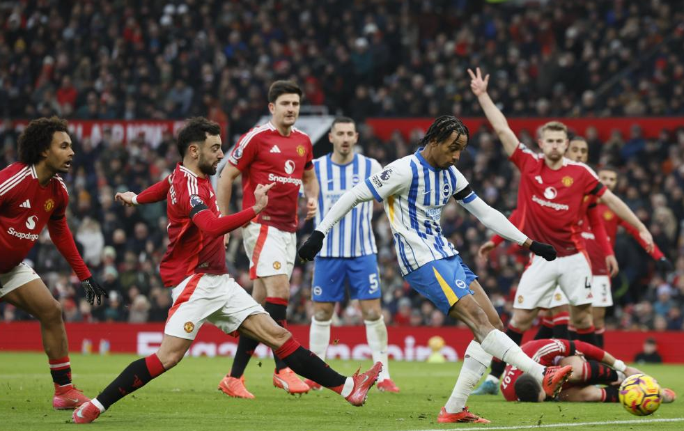 英超-曼联主场1-3不敌布莱顿，近6轮仅胜1场