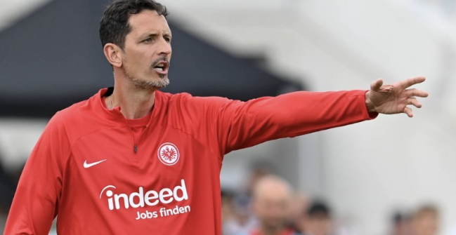 法兰克福主帅托普穆勒谈对阵勒沃库森：科赫复出，士气高涨