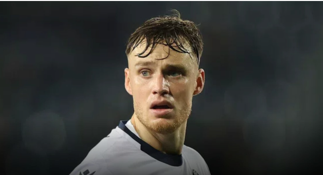 切尔西考察博洛尼亚中卫比克马，面临多家豪门竞争