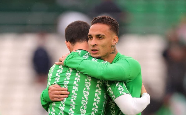 曼联欲夏售安东尼，贝蒂斯表现出色助提价