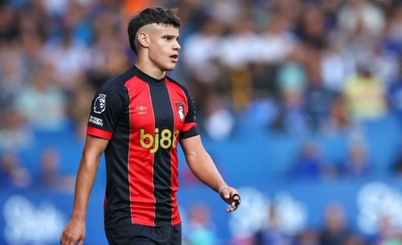 《每日邮报》：利物浦夏窗几乎确定引进左后卫，科尔克兹和哈托成候选