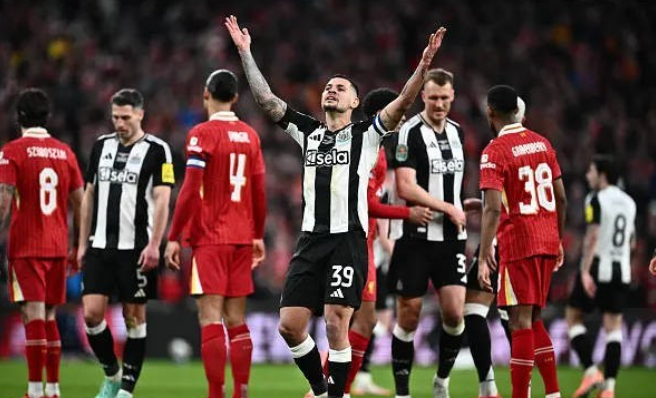 纽卡夺冠英联杯，吉马良斯赛后深情告白