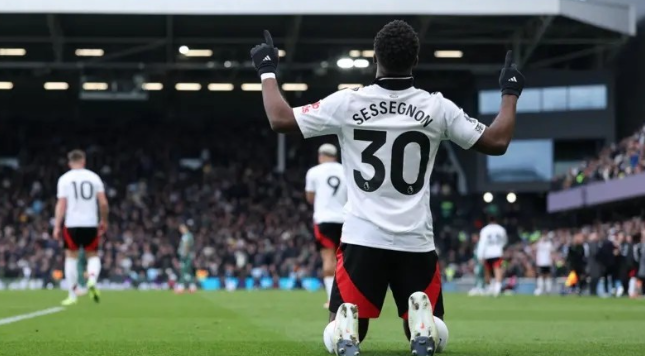 富勒姆2-0胜热刺，塞塞尼翁进球后谈欧战资格与个人表现