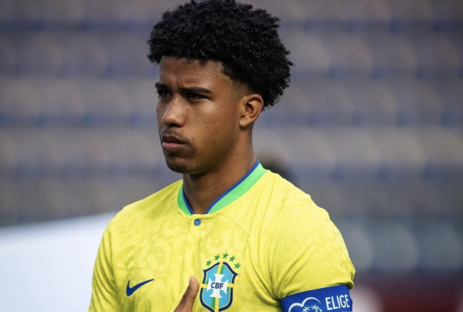 切尔西计划下赛季引进安德雷-桑托斯