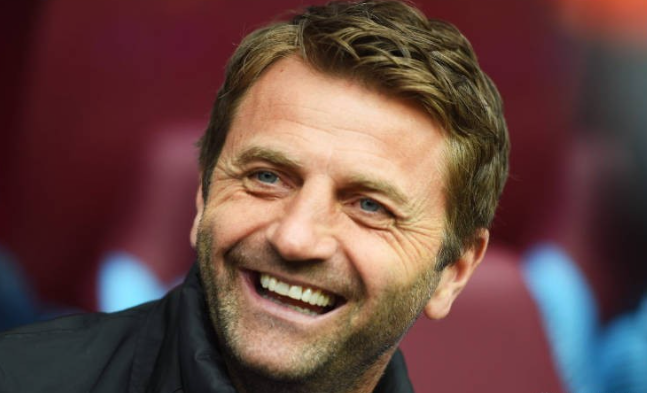 舍伍德谈巴黎欧冠表现及维拉对阵巴黎前景