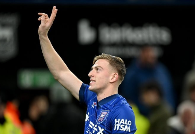 曼联关注U21欧洲杯前锋新星，德拉普与埃基蒂克成引援目标