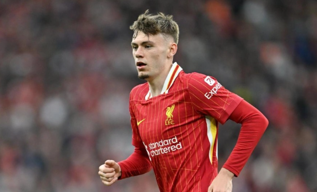 利物浦信任布拉德利，视其为未来右后卫新星